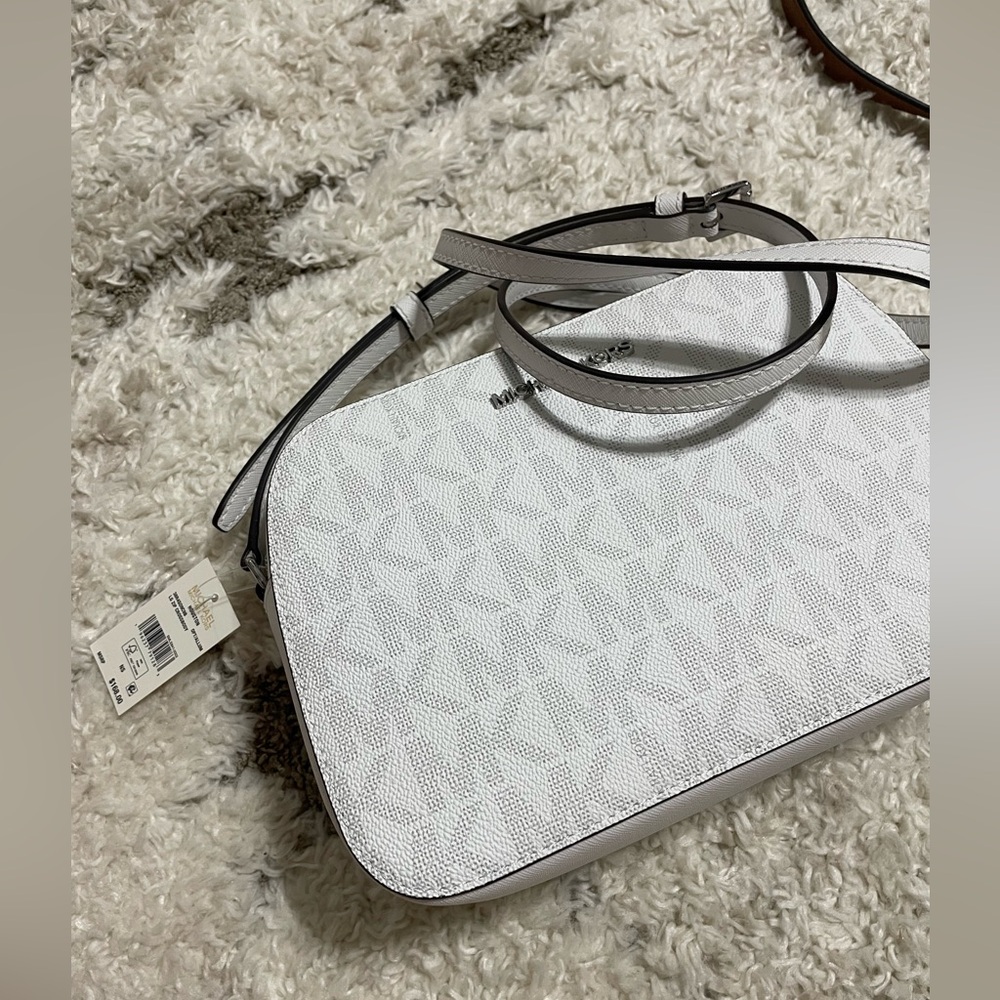 Michael Kors Jet Set Small Camera Crossbody Bag - Picture 4 of 9